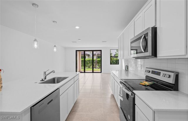 1644 Lake Jessup CIR, Cape Coral, FL 33909