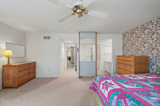 813 W Laurel Avenue, Point Pleasant Beach, NJ 08742