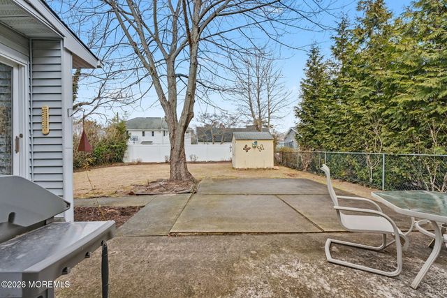 813 W Laurel Avenue, Point Pleasant Beach, NJ 08742