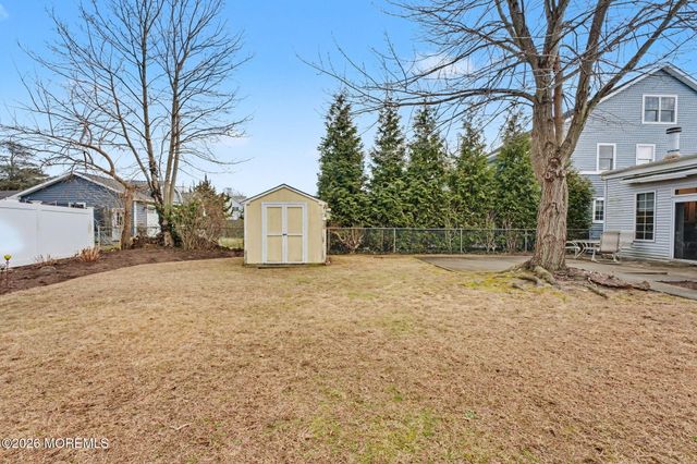 813 W Laurel Avenue, Point Pleasant Beach, NJ 08742