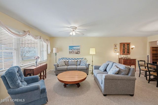 813 W Laurel Avenue, Point Pleasant Beach, NJ 08742