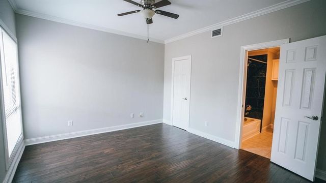 4144 Greystone Way 104, Sugar Land, TX 77479