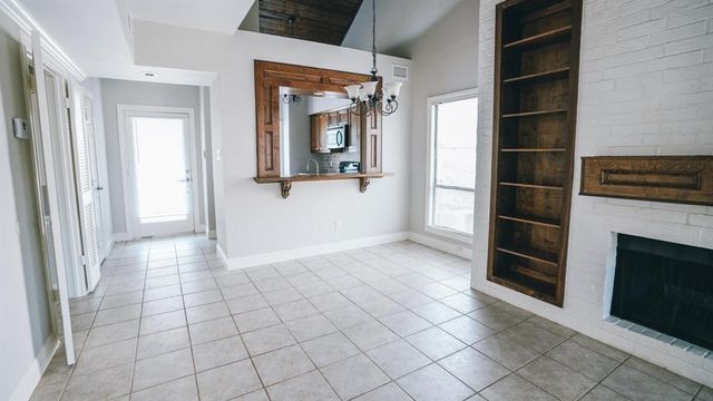 4144 Greystone Way 104, Sugar Land, TX 77479