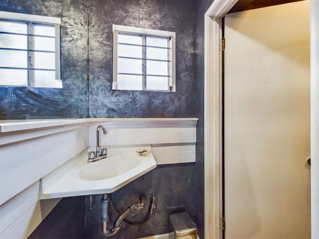 115 5th Street, Eureka, CA 95501