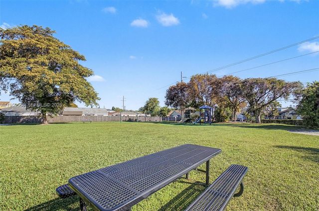 14667 SW 126th Pl, Miami, FL 33186