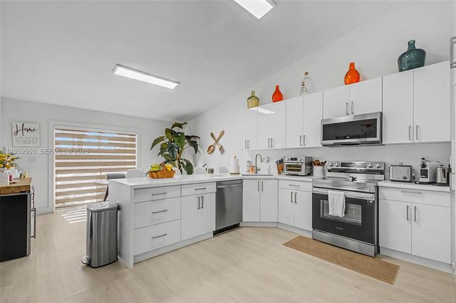 14667 SW 126th Pl, Miami, FL 33186