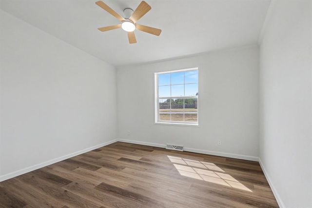 3737 Lone Tree Drive, Edmond, OK 73025