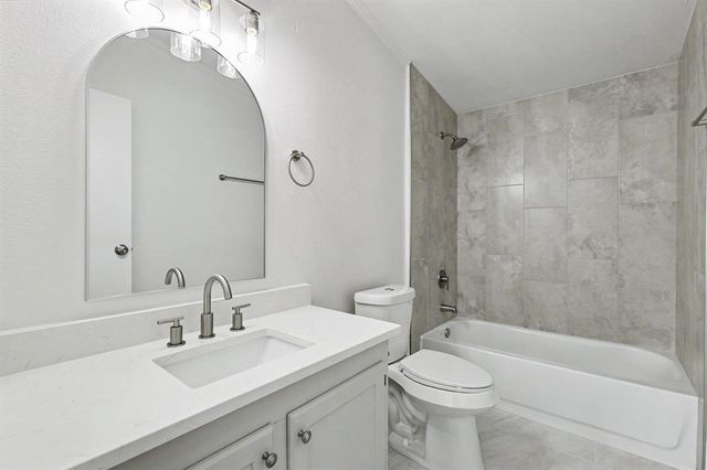 3737 Lone Tree Drive, Edmond, OK 73025