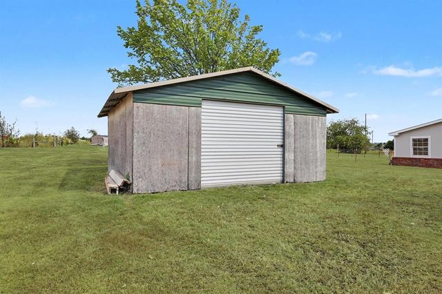3737 Lone Tree Drive, Edmond, OK 73025