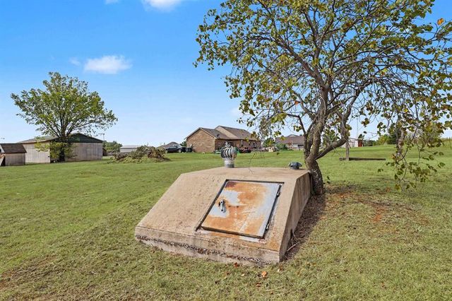 3737 Lone Tree Drive, Edmond, OK 73025