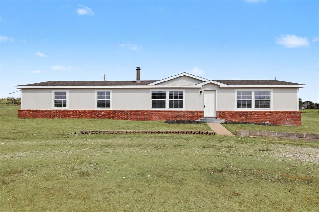 3737 Lone Tree Drive, Edmond, OK 73025