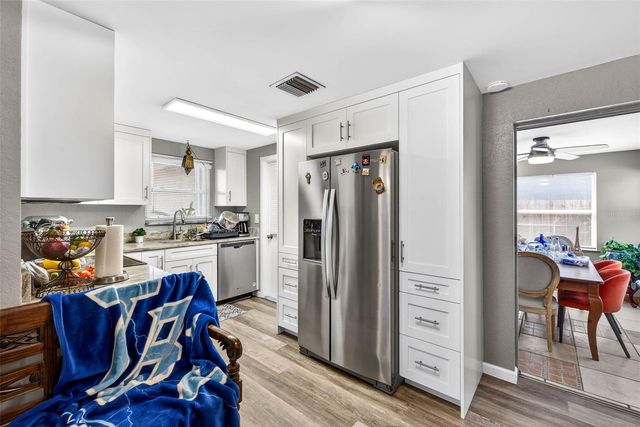 1016 WINDSOR HILL WAY, Tarpon Springs, FL 34689