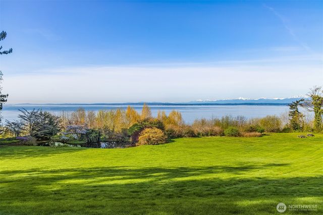 77 Olympic Drive NW, Seattle, WA 98177