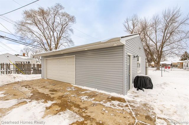 25031 Fern Street, Roseville, MI 48066