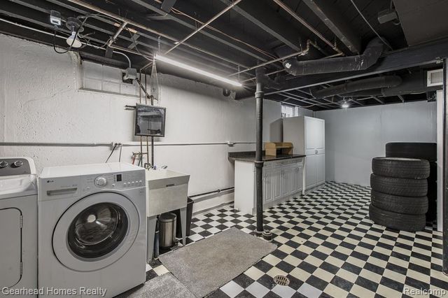 25031 Fern Street, Roseville, MI 48066