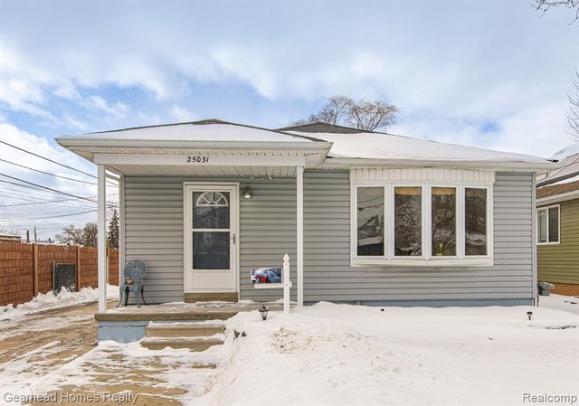 25031 Fern Street, Roseville, MI 48066
