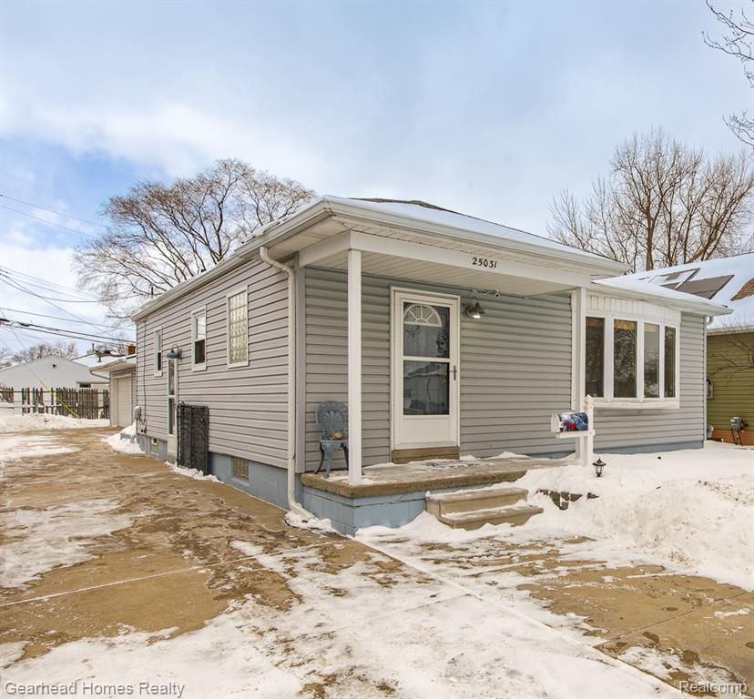25031 Fern Street, Roseville, MI 48066