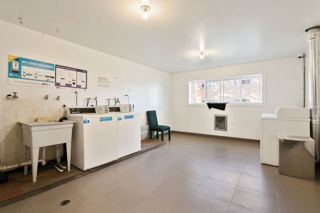 6220 N Ridge Avenue S208, Chicago, IL 60660