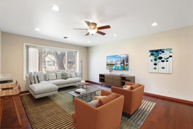 6220 N Ridge Avenue S208, Chicago, IL 60660