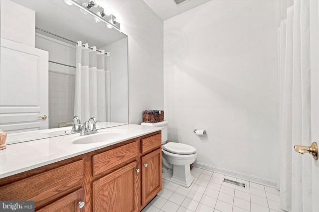 99 MCCONKEY DR, Washington Crossing, PA 18977