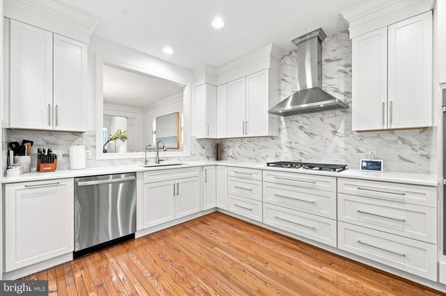 99 MCCONKEY DR, Washington Crossing, PA 18977