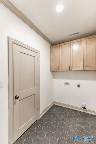 118 Madison Avenue, New Hope, AL 35760