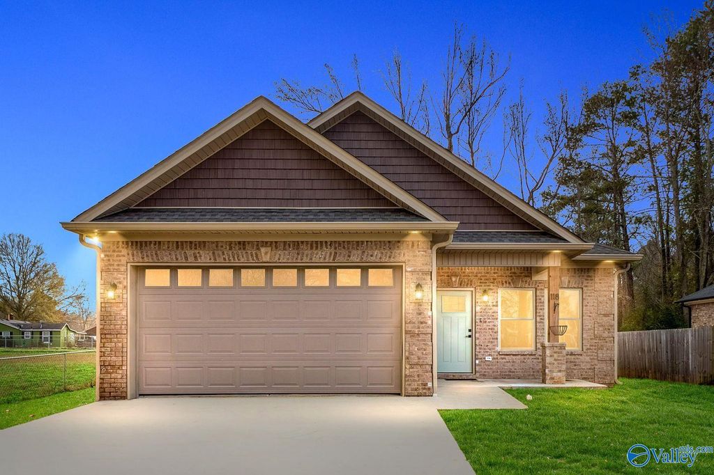 118 Madison Avenue, New Hope, AL 35760