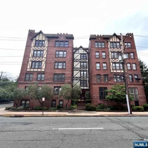 109 Grand Avenue 4G, Englewood, NJ 07631