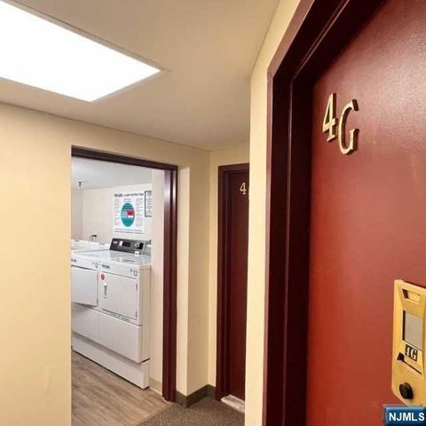 109 Grand Avenue 4G, Englewood, NJ 07631
