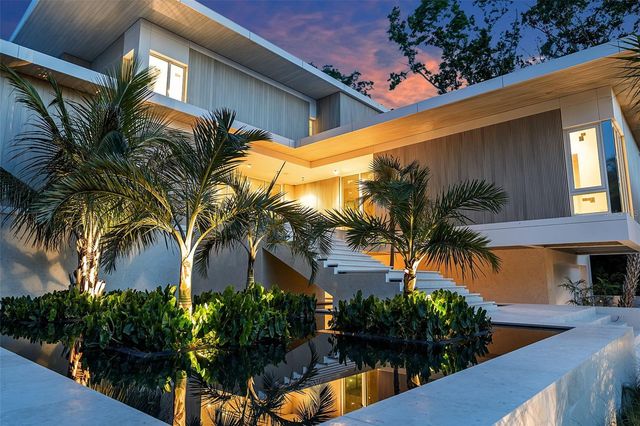 500 HARBOR COVE CIRCLE, Longboat Key, FL 34228
