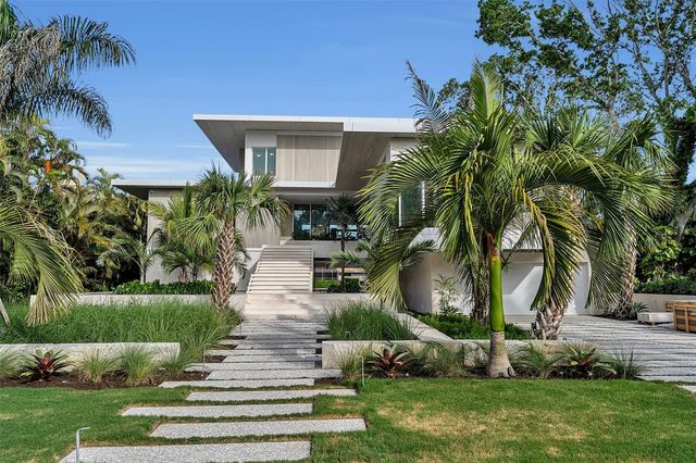 500 HARBOR COVE CIRCLE, Longboat Key, FL 34228