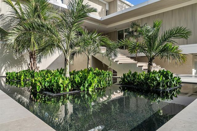 500 HARBOR COVE CIRCLE, Longboat Key, FL 34228