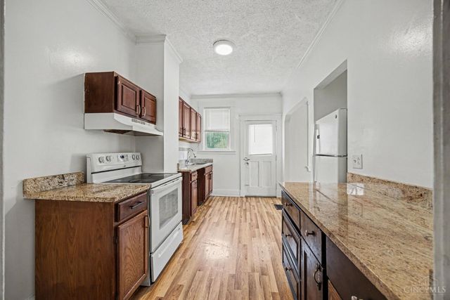 741 Mcpherson Avenue, Cincinnati, OH 45205