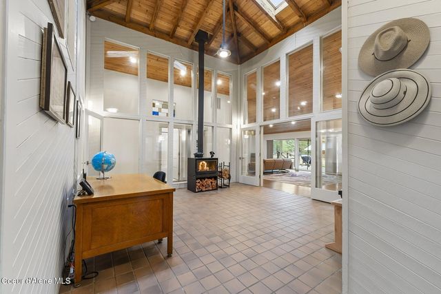 5215 W Cougar Estates Rd, Coeur D'alene, ID 83814