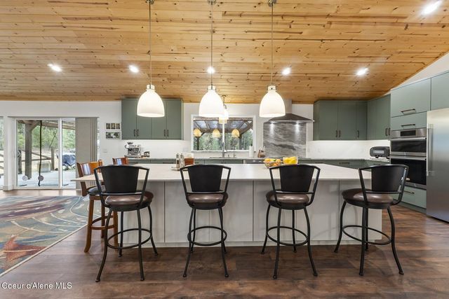 5215 W Cougar Estates Rd, Coeur D'alene, ID 83814