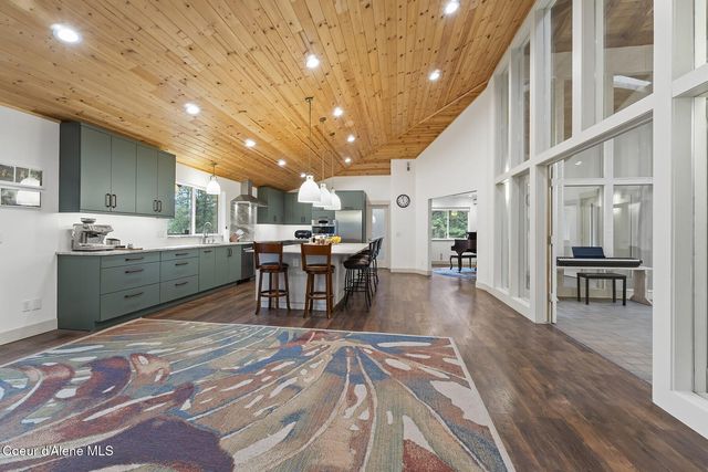 5215 W Cougar Estates Rd, Coeur D'alene, ID 83814