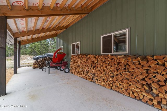 5215 W Cougar Estates Rd, Coeur D'alene, ID 83814