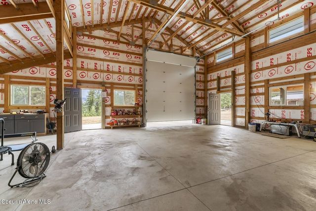 5215 W Cougar Estates Rd, Coeur D'alene, ID 83814