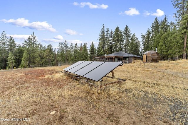 5215 W Cougar Estates Rd, Coeur D'alene, ID 83814