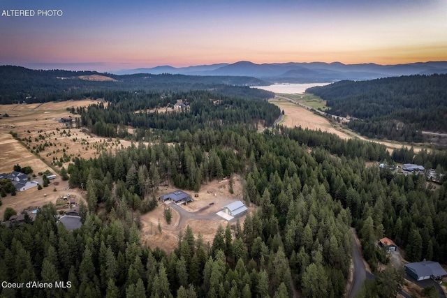 5215 W Cougar Estates Rd, Coeur D'alene, ID 83814