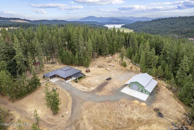 5215 W Cougar Estates Rd, Coeur D'alene, ID 83814