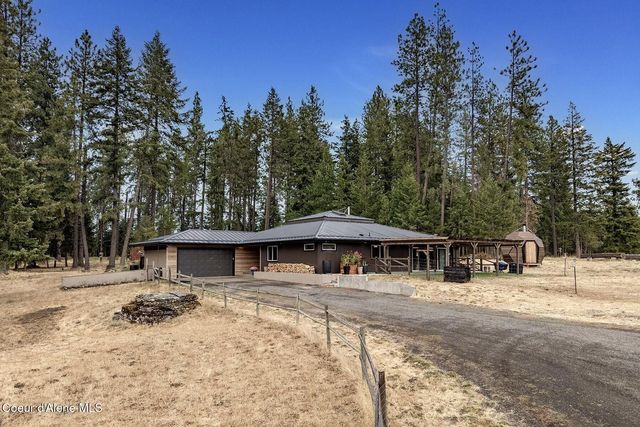 5215 W Cougar Estates Rd, Coeur D'alene, ID 83814