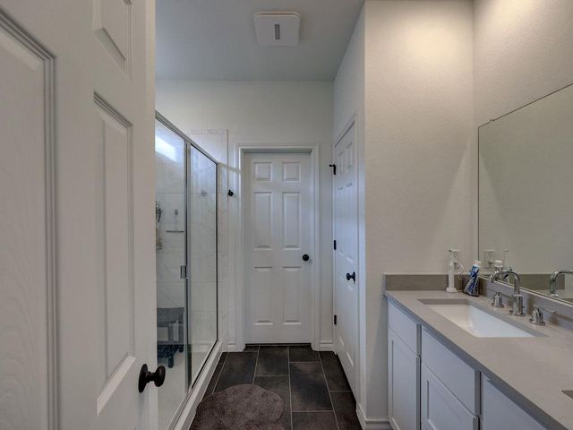 1004 Sandra Ann WAY, Hutto, TX 78634