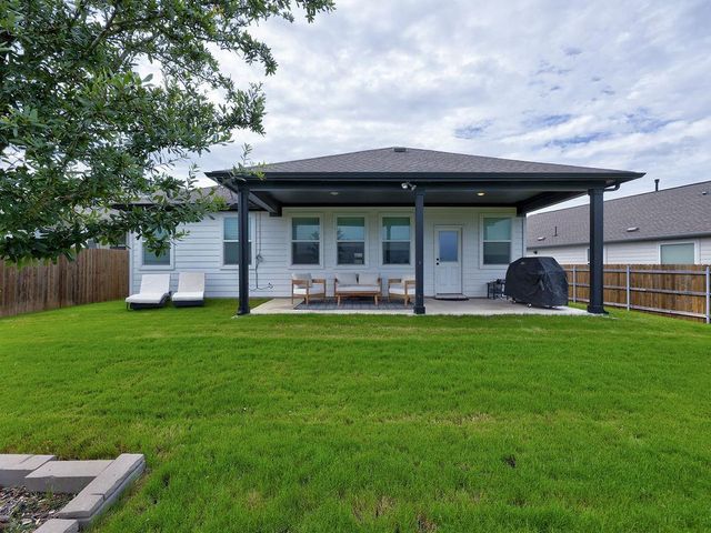 1004 Sandra Ann WAY, Hutto, TX 78634
