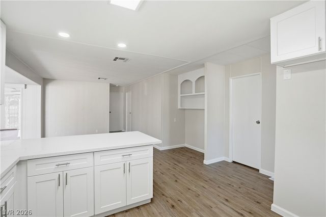 136 Sir George Drive, Las Vegas, NV 89110