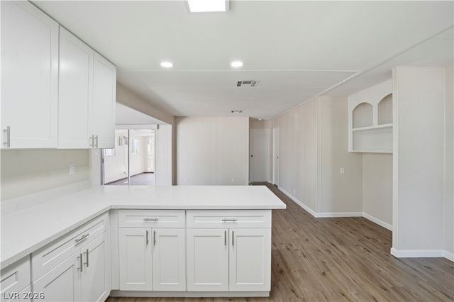 136 Sir George Drive, Las Vegas, NV 89110