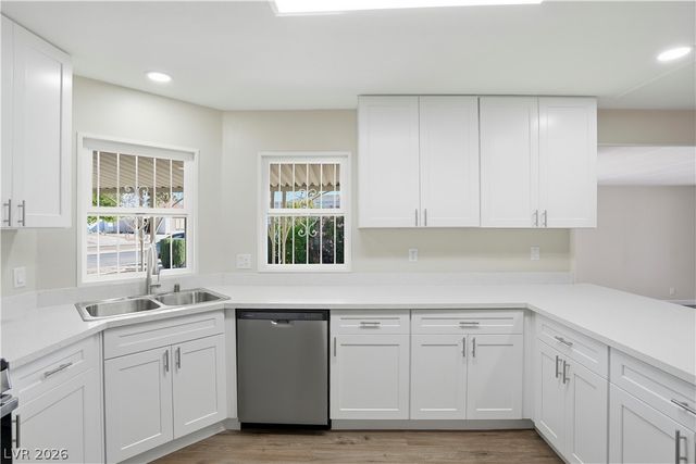 136 Sir George Drive, Las Vegas, NV 89110