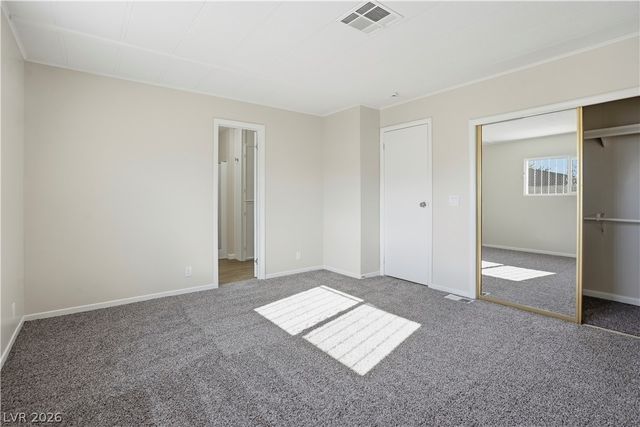 136 Sir George Drive, Las Vegas, NV 89110