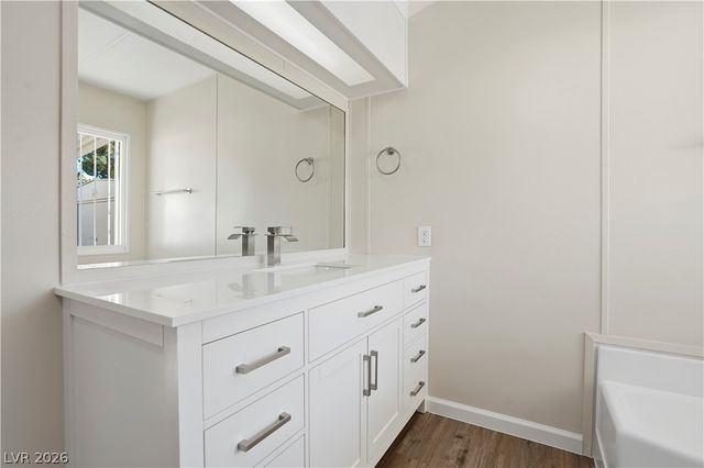 136 Sir George Drive, Las Vegas, NV 89110