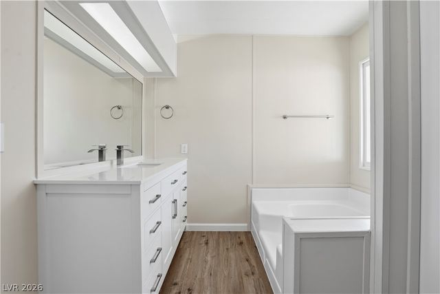 136 Sir George Drive, Las Vegas, NV 89110